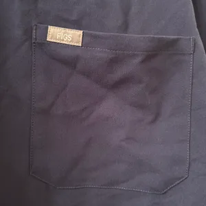 FIGS Catarina One Pocket Scrub Top Size XXL Navy Blue thumbnail 4