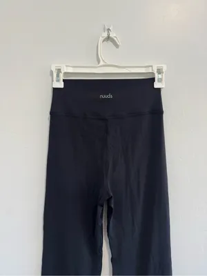 Nuuds motion flare leggings small Black thumbnail 7