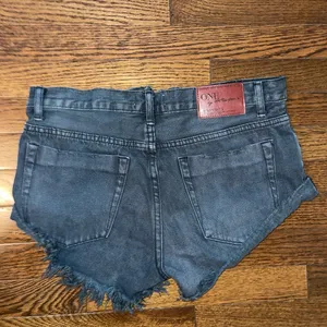One Teaspoon Bandit Jean Shorts thumbnail 3