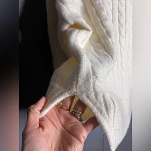 Abercrombie & Fitch Cable Easy Funnel Neck Sweater in Cream. Size Medium thumbnail 8