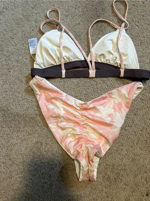 NWOT L*Space bikini set pink floral extra small thumbnail 4