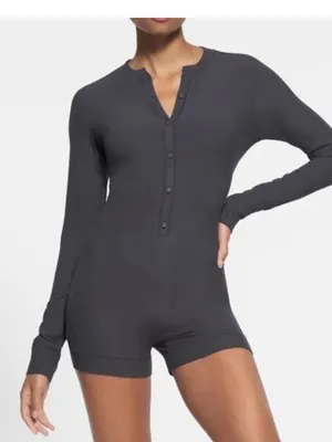 Skims Soft Lounge Button Up Ribbed Henley Onesie Graphite Si̇Ze Small Nwt thumbnail 1