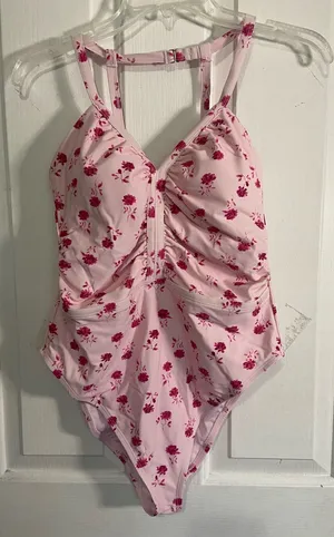 Shade & Shore Pink Floral Swimsuit thumbnail 1