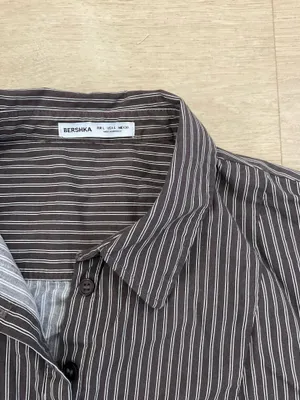 Bershka Button-Up Top thumbnail 3