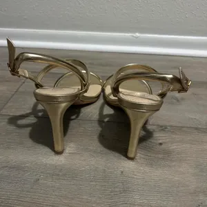 Gold Metallic Sandal Heels Size 8 thumbnail 2