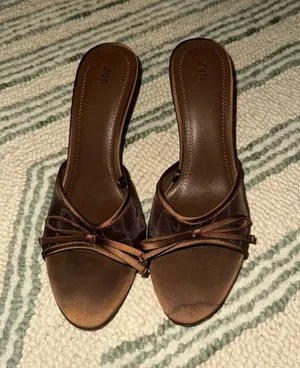 Zara Brown Heels thumbnail 1