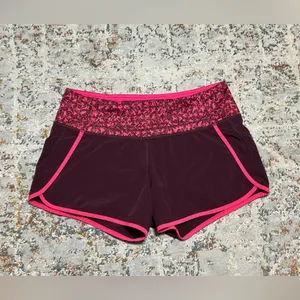 Lululemon Run Times Shorts Bordeaux Drama and Bon Bon Mountain Peaks size 4 thumbnail 4