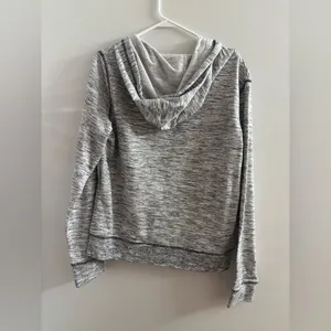 BNWOT Women’s Pittsburgh Penguins Zip-Up Hoodie thumbnail 4