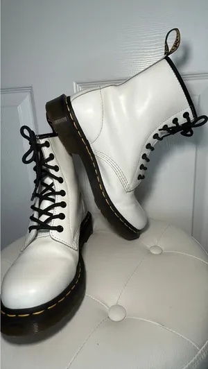 Dr. Martens 1460 Combat‎ Boot 8 White Smooth Leather Lace Up Yellow Stitching thumbnail 1