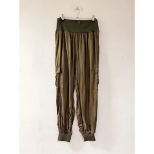 Cinq a Sept Giles Twill Cargo Joggers Cupro in Olive Medium thumbnail 3
