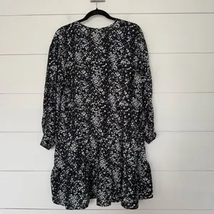 Zara Women’s Medium Black White Longsleeve Dress thumbnail 4
