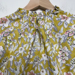 THML Women Cotton Top‎ XS Yellow Floral Ruffle Preppy Garden Party Spring thumbnail 9