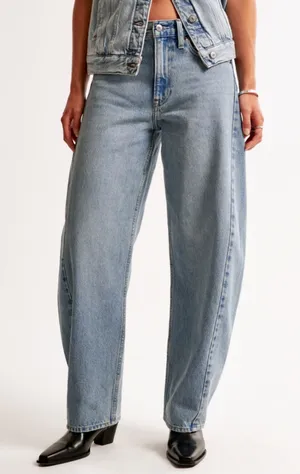 Abercrombie Mid-Rise Barrel Jeans thumbnail 1