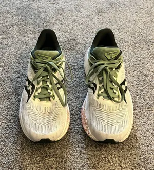 Saucony Triumph 21 Running Shoes thumbnail 2