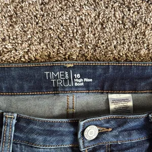 Time and Tru Dark Blue High Rise Boot Jeans thumbnail 2