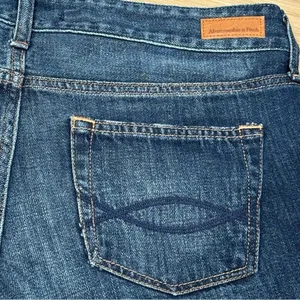 Abercrombie and Fitch Blue Jean Cutoff Shorts Women’s 27 thumbnail 2