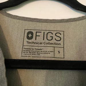 FIGS Graphite Gray Casma Two Pocket Scrub Top Uniform Women's size Small thumbnail 2