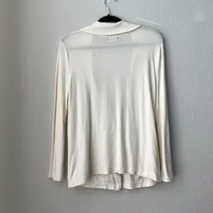 Patagonia Cream Long Sleeve Front Pocket V-Neck Button Up Cardigan Sweater Size thumbnail 3
