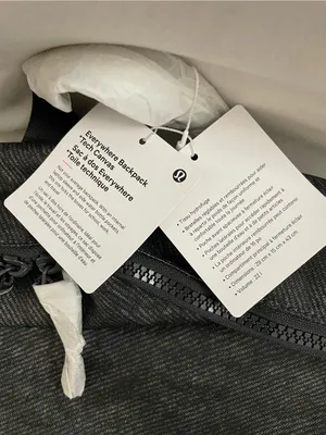Lululemon NWT Everywhere Backpack 22L Stone Twill Graphite Grey Water Repellent thumbnail 11