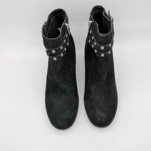 Koolaburra by UGG‎ Gordana Black Suede Studded Ankle Boots 1020132 Women's 9.5 thumbnail 4