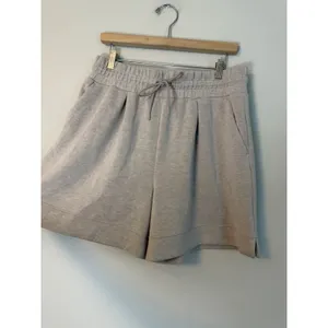 Zella ZellaSoft Luxe High Waist Knit Shorts Heather Grey 30" L/XL Bouncy Fabric thumbnail 2