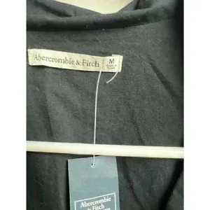 Abercrombie & Fitch Long Sleeve Poplin Wrap Cropped Top in Black Medium New thumbnail 2