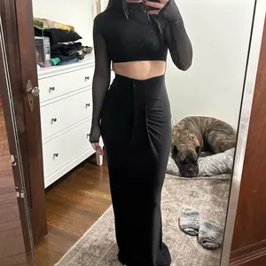 Pretty Little Thing Black dress thumbnail 2
