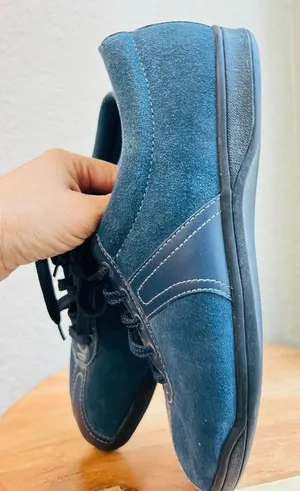 Easy Spirit Shoes Womens 9.5 M On Cue Casual Low Sneakers Blue Suede Lace Up thumbnail 1