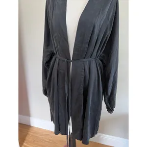 Lunya Black Washable Silk Long Sleeve Belted Lounge Robe Size XS/SM thumbnail 3