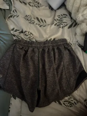 workout shorts Gray Size 6 thumbnail 2