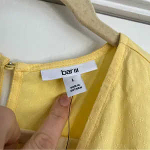 Bar III butter Yellow V-Neck Smocked Maxi Dress NWT FLAW short sleeve slit large thumbnail 6