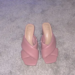 A new day pink padded block heels size 6 new thumbnail 5