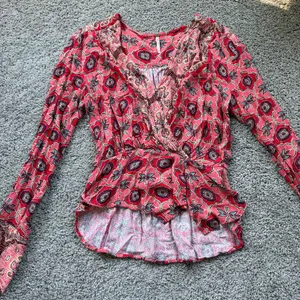 Free People "Falling For You" Floral Print Peplum Top Hibiscus Combo Size XS thumbnail 5