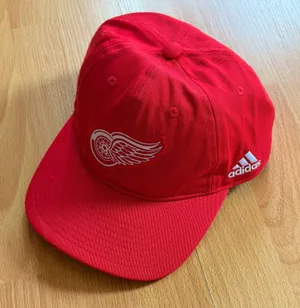 Adidas Red Detroit Wings Logo Adjustable Baseball Hat thumbnail 1