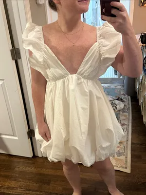 NWT Selfie Leslie Horoscope Bubble Hem Mini Dress Ivory thumbnail 2