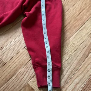 American Eagle Sweater Womens Small Red Logo Pullover Sweatshirt Crewneck Ladies thumbnail 4