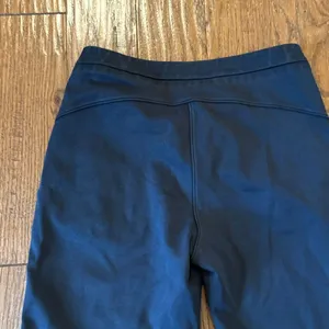 Lululemon on the move black straight fit pants 4 thumbnail 12