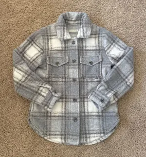 Abercrombie & Fitch plaid sherpa shacket thumbnail 1