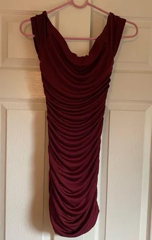 Hollister size small wine red Bodycon cowl neck mini formal dress thumbnail 5