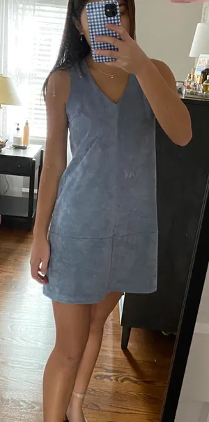 Loose Dress thumbnail 1