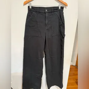 American Eagle Outfitters Men's Dark Cargo Pants size 6 thumbnail 3