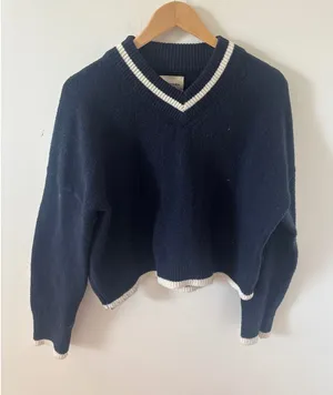 Abercrombie & Fitch Navy Blue V-Neck Varsity Stripe Cropped Sweater Small thumbnail 1