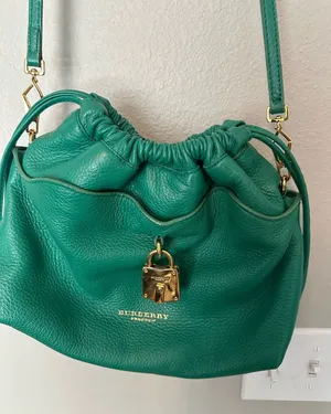 Burberry green purse thumbnail 1
