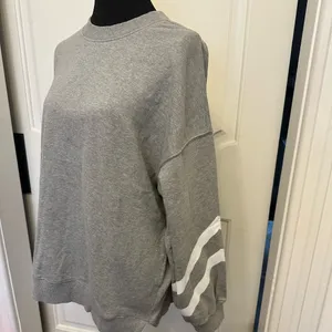 Free People Movement FP All Star Buti Oversized Gray Graphic Sweatshirt NWOT thumbnail 7