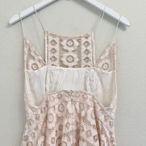Free‎ People "Just Like Honey" ivory lace Mini dress Size 8 Boho Feminine thumbnail 6