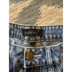 Midiross Jeans Light Wash Paint Splatter Distressed Barrel Leg Size L thumbnail 2