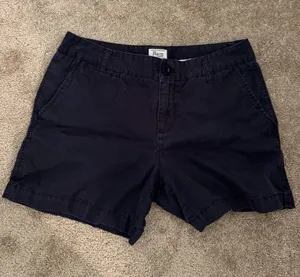 Black shorts thumbnail 1