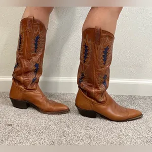 Vintage Dan Post Leather Cowboy Boots – Brown w/ Blue Stitching – Women’s 6.5-7 thumbnail 6