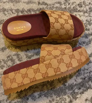 Gucci GG Supreme Platform Sandal Size 35 thumbnail 1
