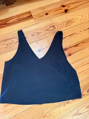 Vuori villa cropped tank  thumbnail 2